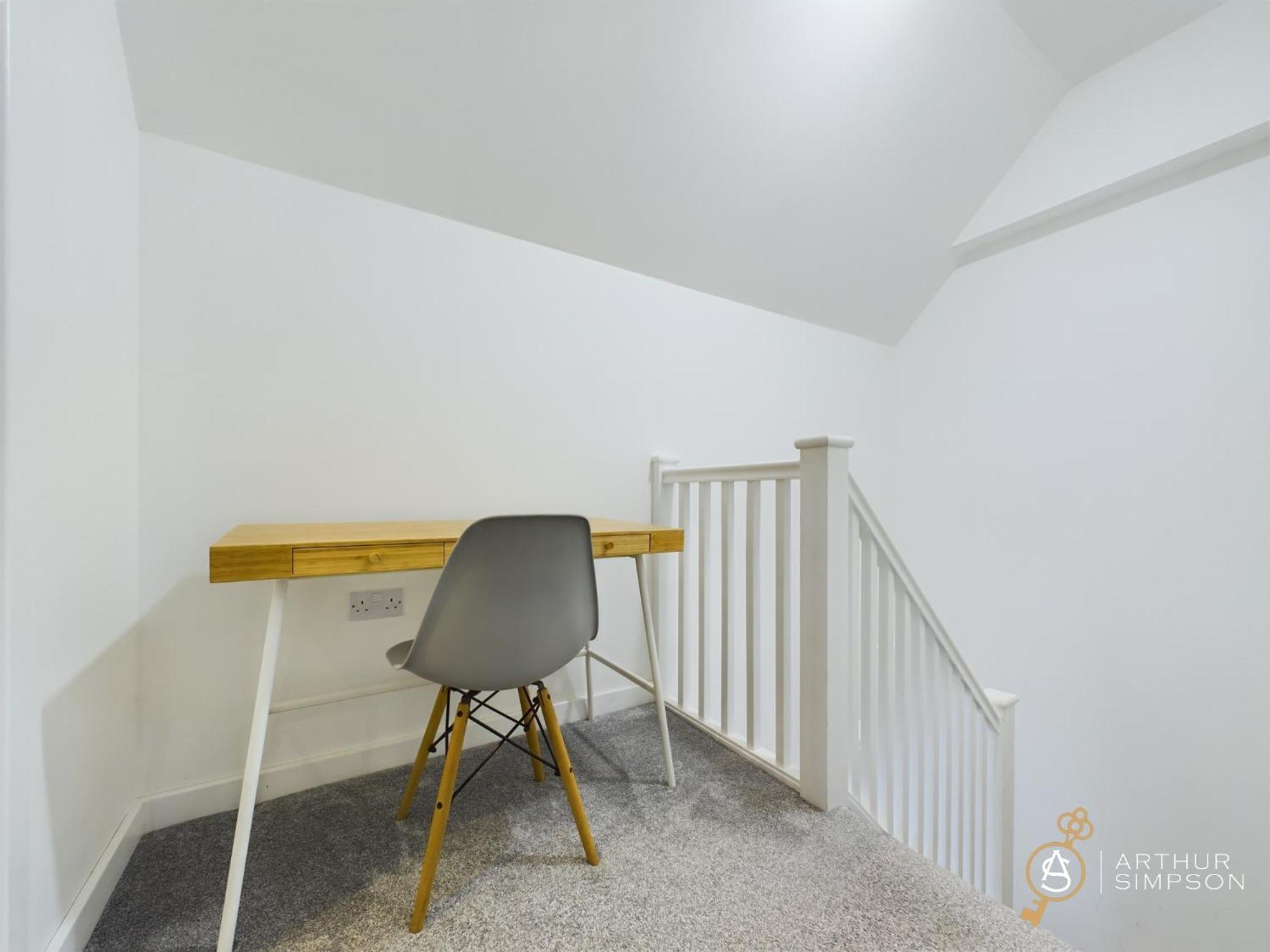 Modern Commercial Street Maisonette Леруик Экстерьер фото
