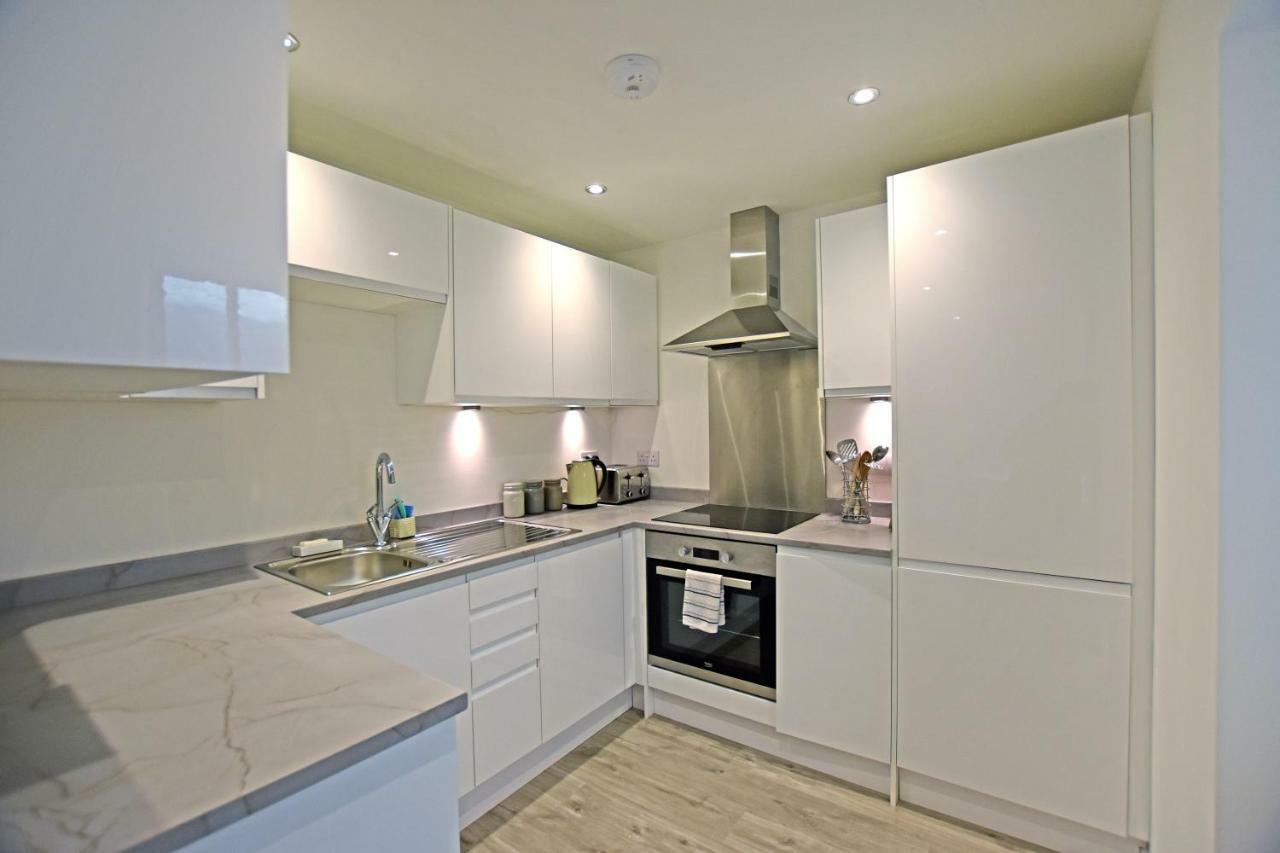 Modern Commercial Street Maisonette Леруик Экстерьер фото